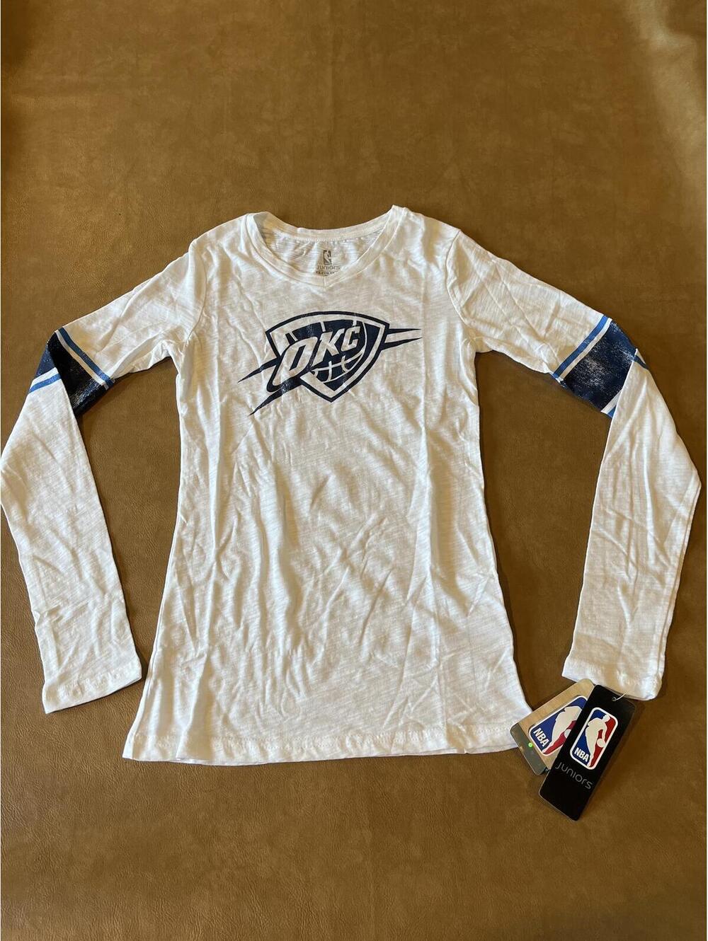 Oklahoma City Thunder Long Sleeve Shirt White (Juniors XS) NWT